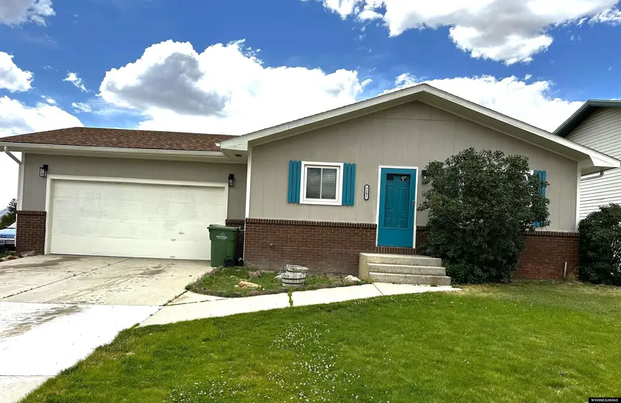 3201 Fir Dr, Rock Springs, WY 82901 - #2