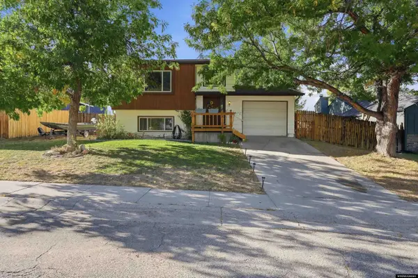 2372 Sagewood Avenue, Casper, WY 82601