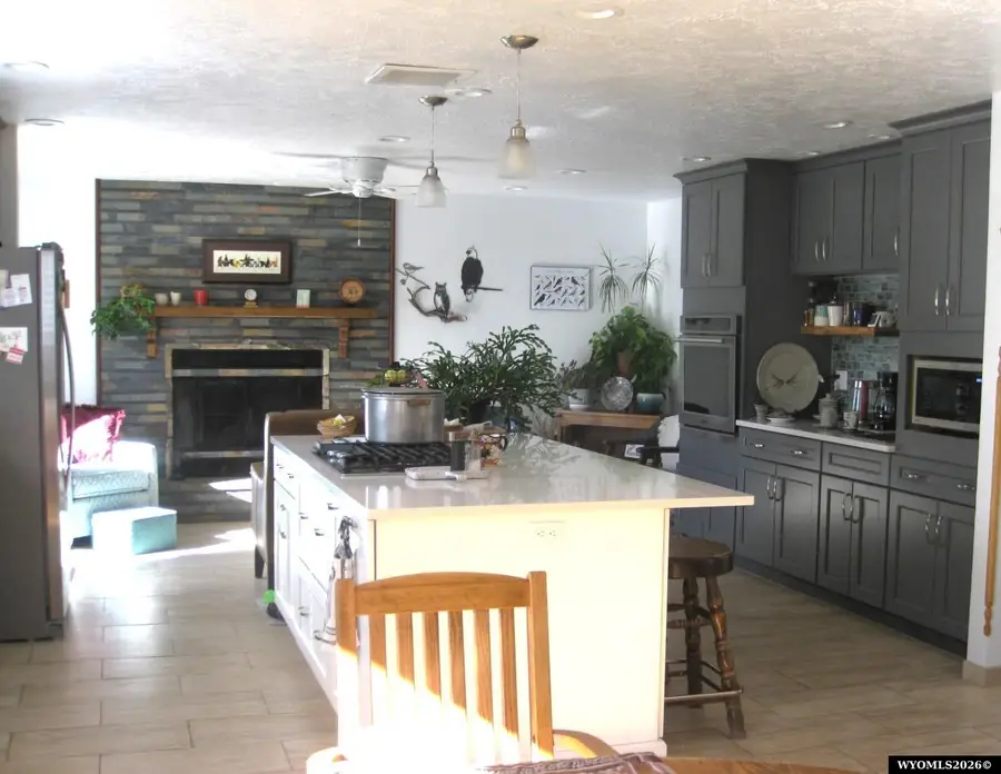 113 Butterfield Rd, Evanston, WY 82930 - #3