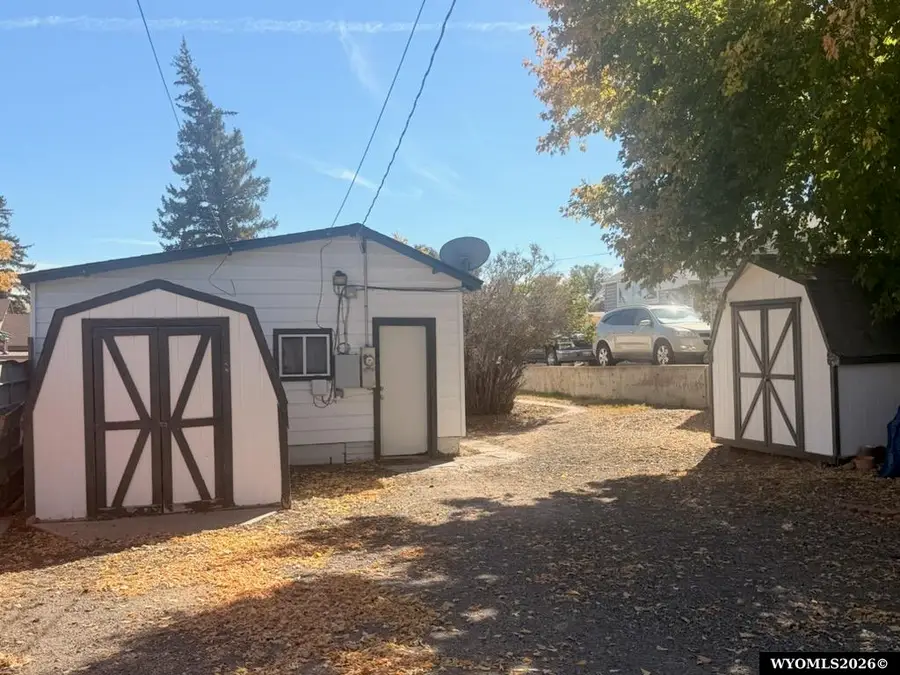 209 E Maple Street, Rawlins, WY 82301 - #3