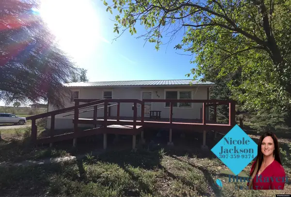86 Lakeview Dr, Wheatland, WY 82201