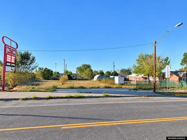 113 W 2nd, Shoshoni, WY 82649