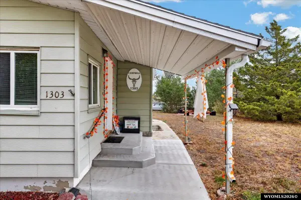 1303 S Jackson St, Casper, WY 82601