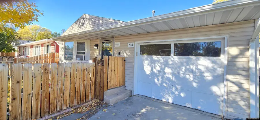 718 Amoretti, Thermopolis, WY 82443-0000 - #2
