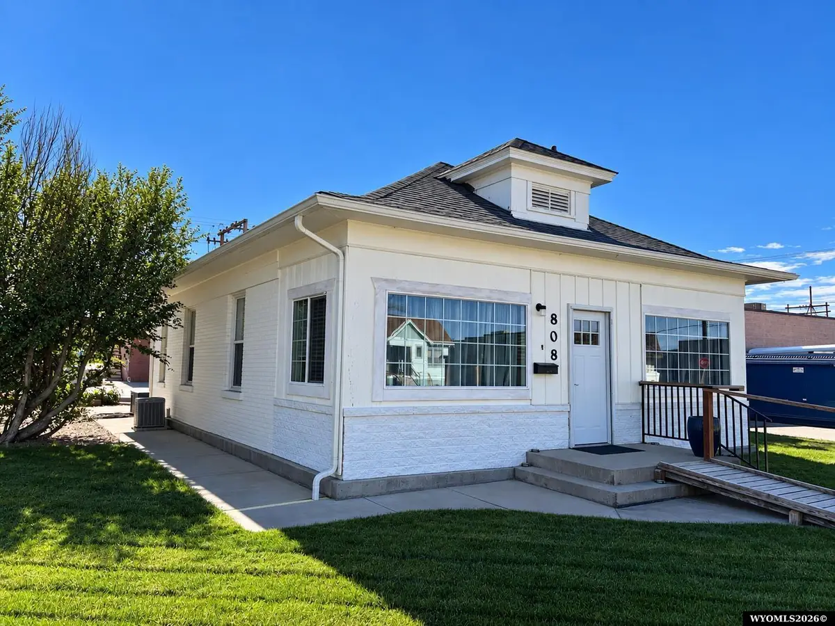 808 Robertson, Worland, WY 82401 - #1