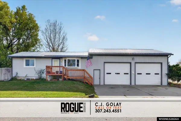 229 Fort Laramie St, Glenrock, WY 82637