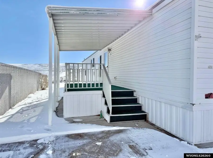 70 Twin Creek St, Diamondville, WY 83116 - #2