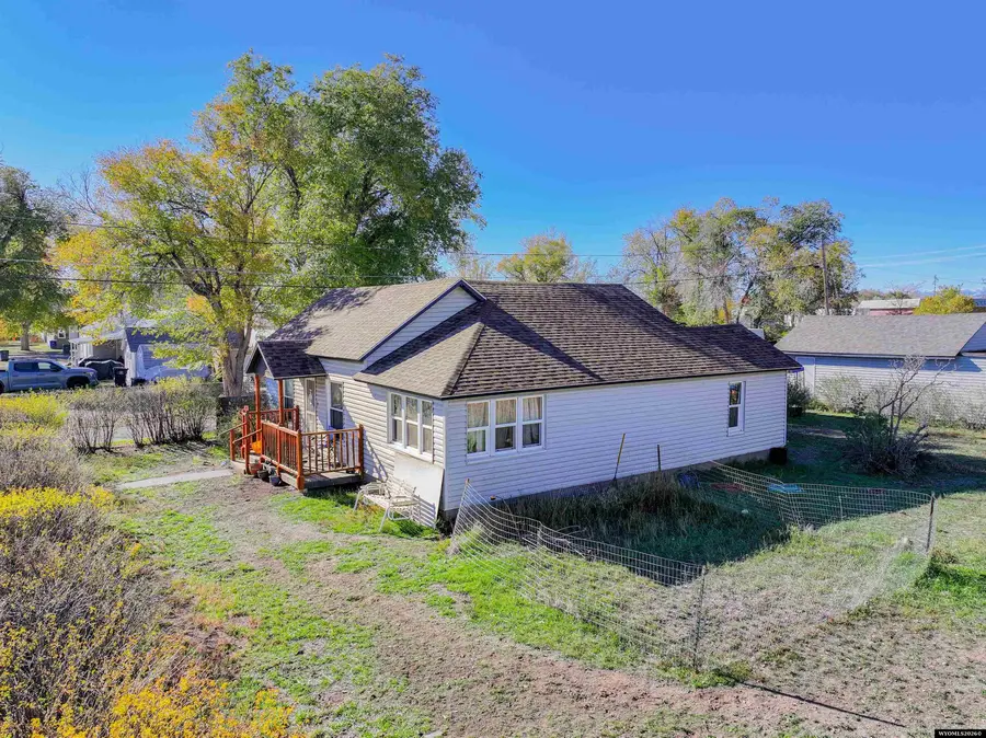 312 S 2nd West ST, Riverton, WY 82501 - #2