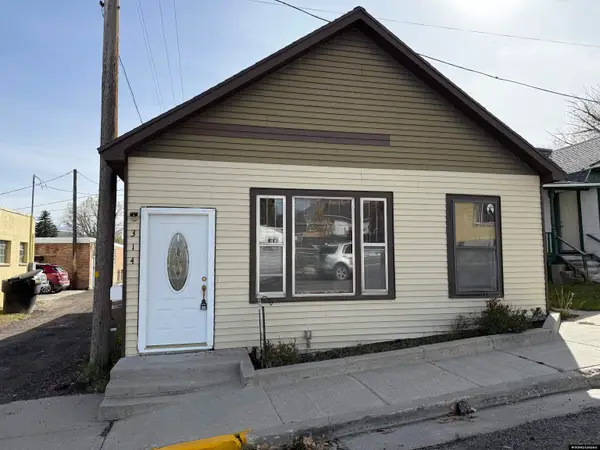 314 Topaz St, Kemmerer, WY 83101
